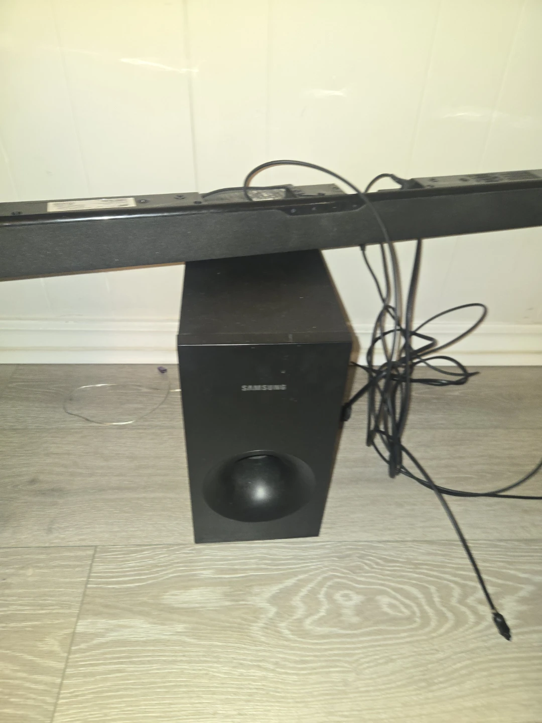 Samsung Soundbar and Subwoofer Set