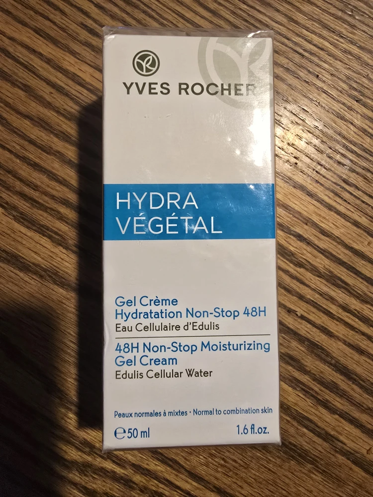 Yves Rocher Hydra Vegetal 48H Non-Stop Moisturizing Gel Cream