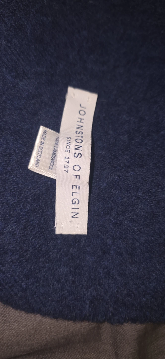 Made in Scotland Johnston of Elgin Navy Scarf - photo 2