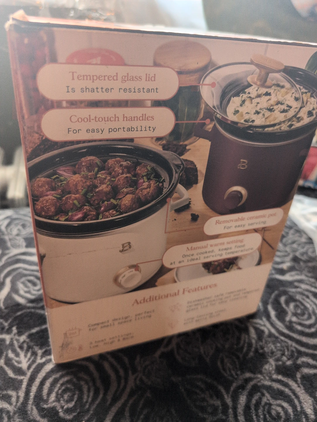 Beautiful 2 qt Slow Cooker - photo 2