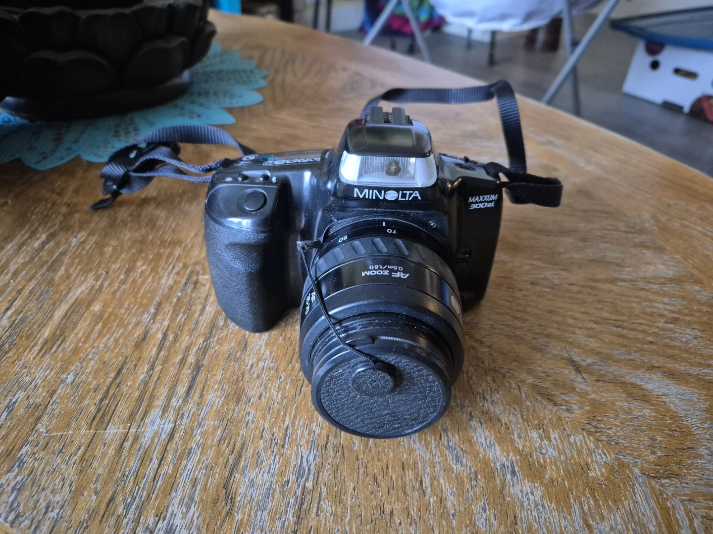 Minolta Maxxum 300si Film Camera with AF Zoom Lens - photo 3