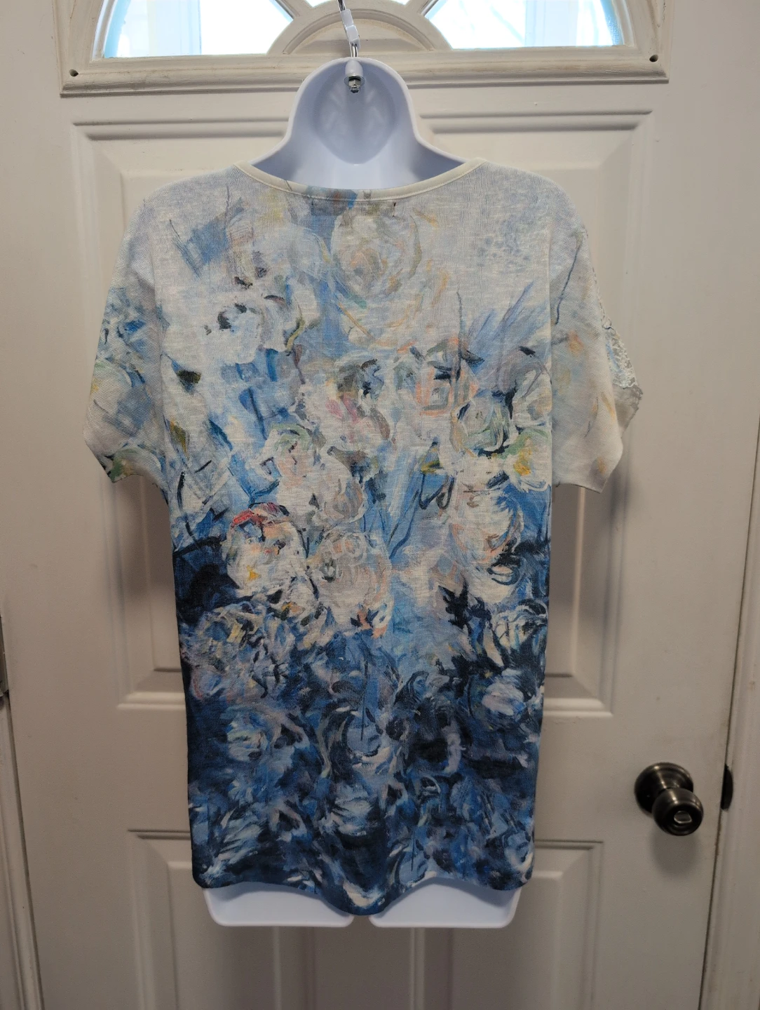 Women's Size S Blue Floral Print Zipper Top - photo 4