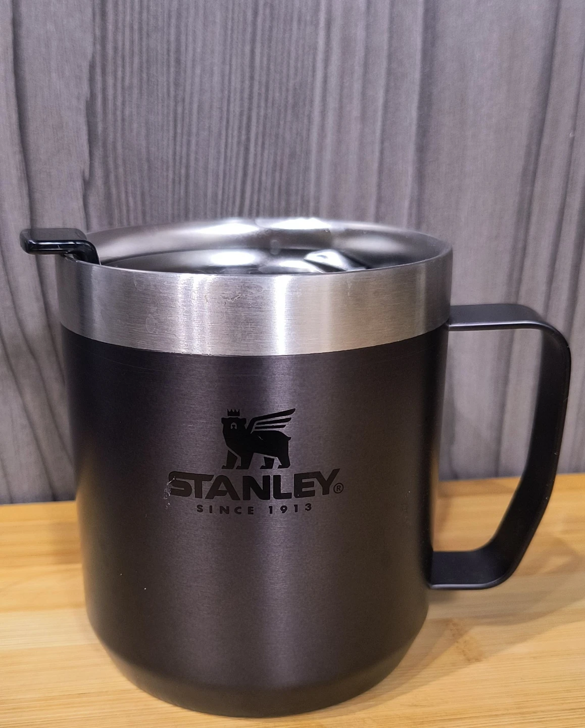 Stanley Insulated Mug with Lid - Black - 12oz/354mL