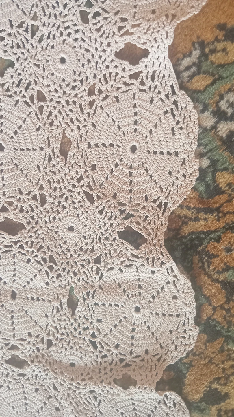 Handmade Crochet Table Runner - photo 2