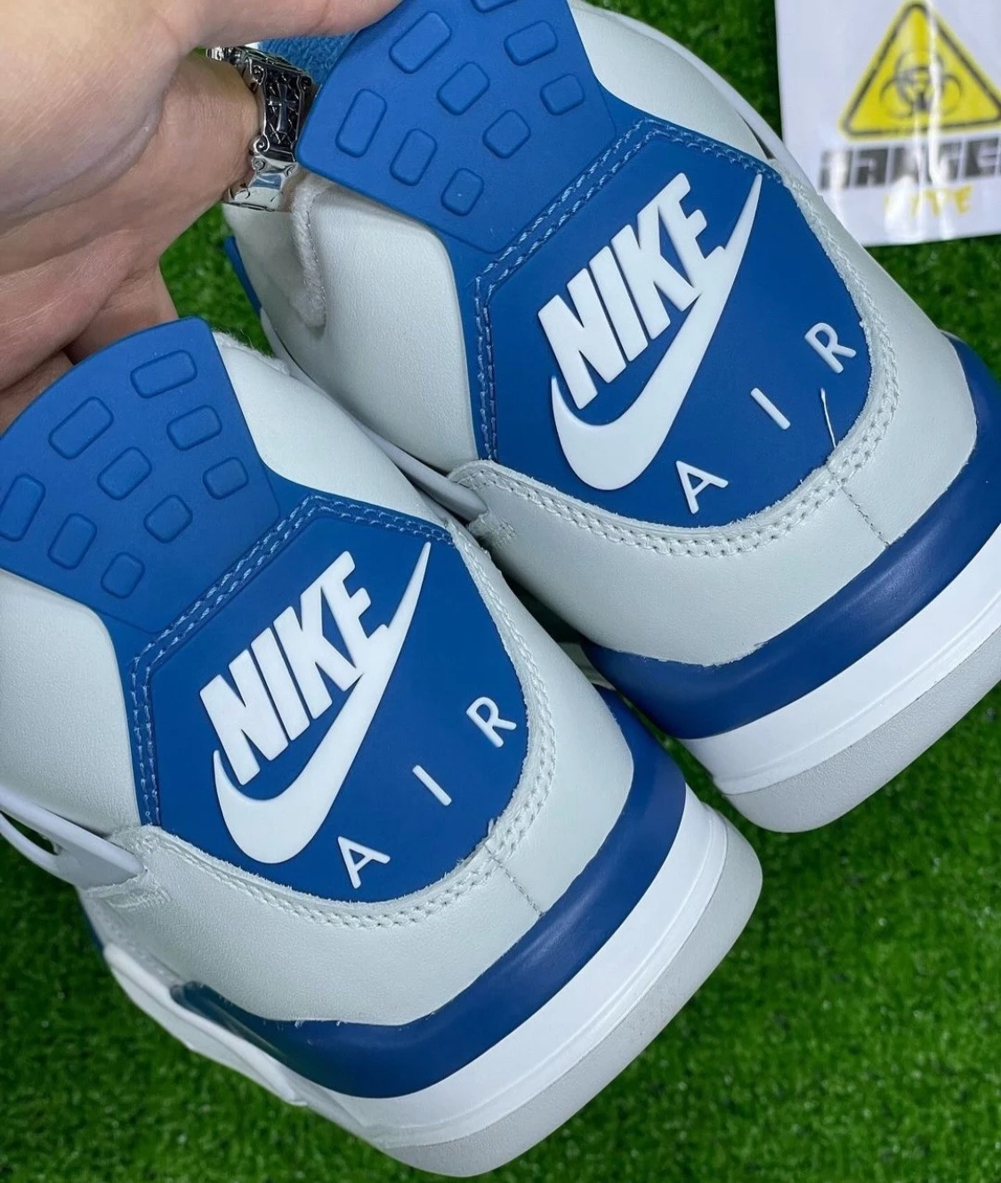 Air Jordan 4 "White & Blue" Sneakers - photo 2