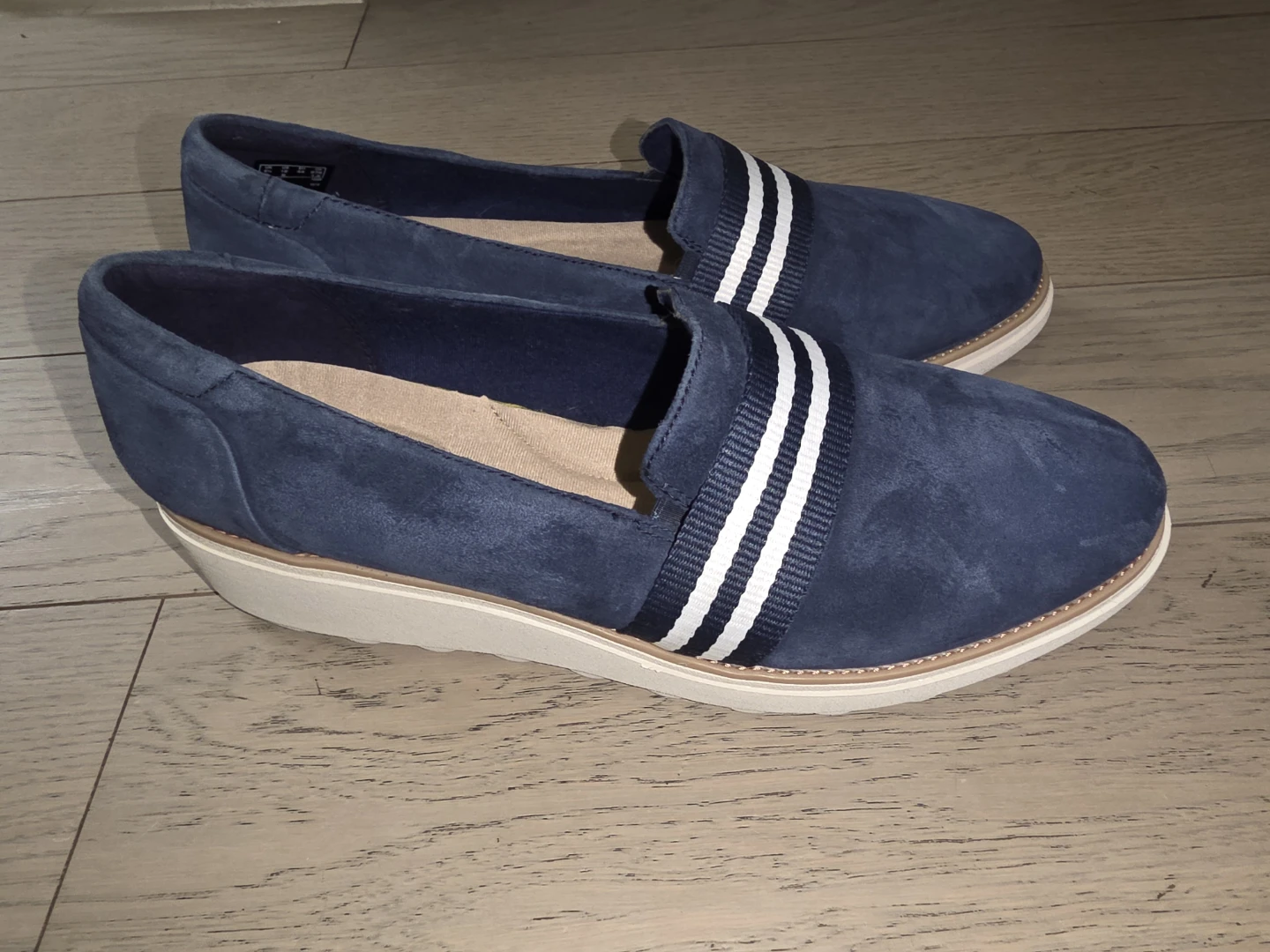 Clarks Women's Blue Suede Slip-On Loafers - photo 4