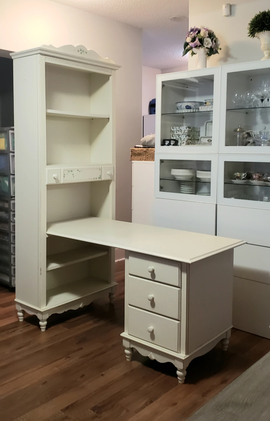 Charming desk and bookshelf combo