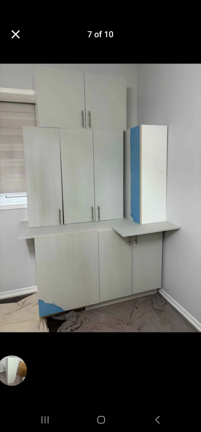 Grey kitchen Cabinet Unit with qurtz countertop