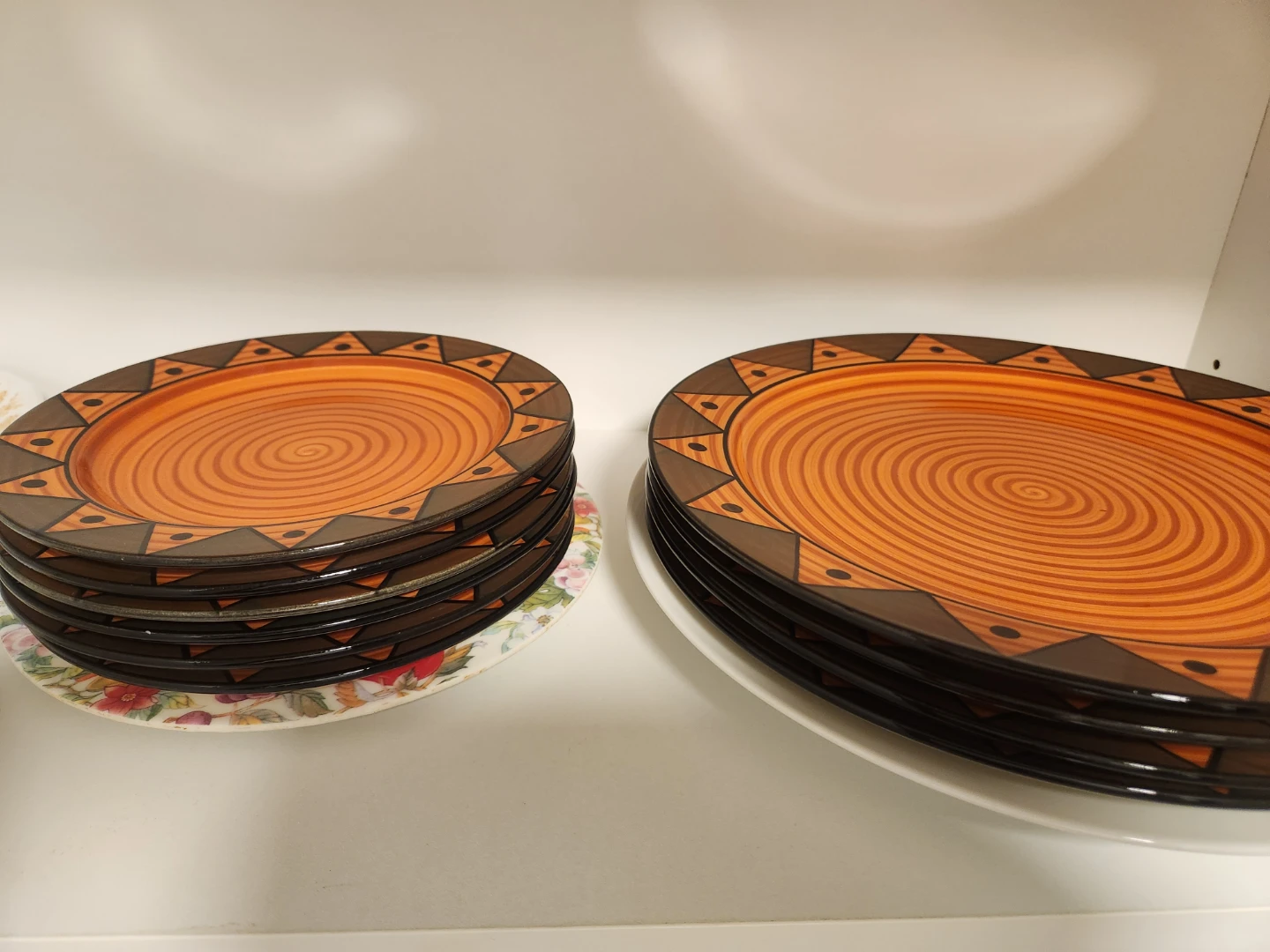 MOVING OUT SALE DISHES - photo 2