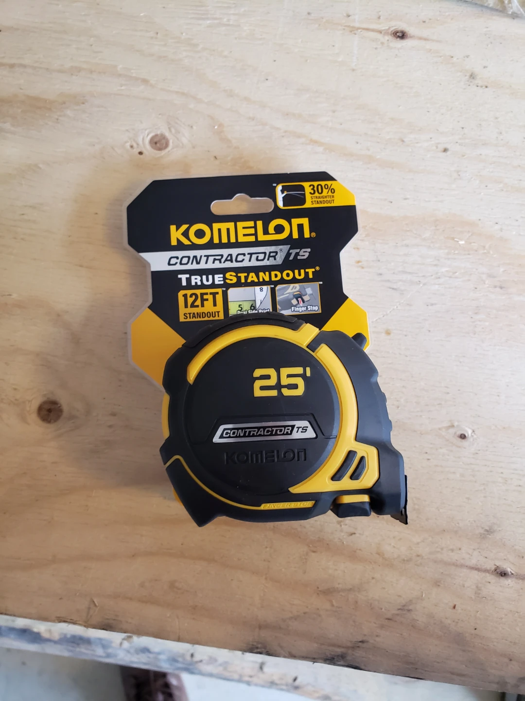 Komelon Contractor TS 25' TrueStandout Tape Measure