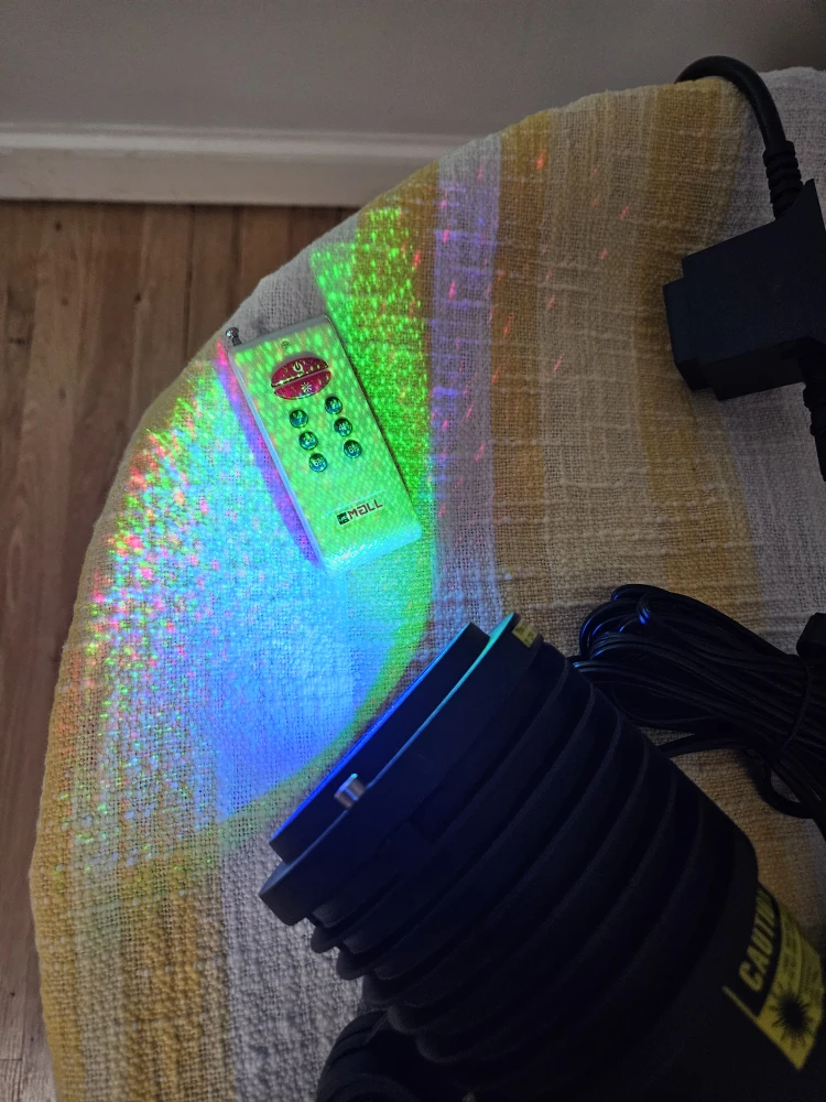 Star Projector Light with Remote - photo 3