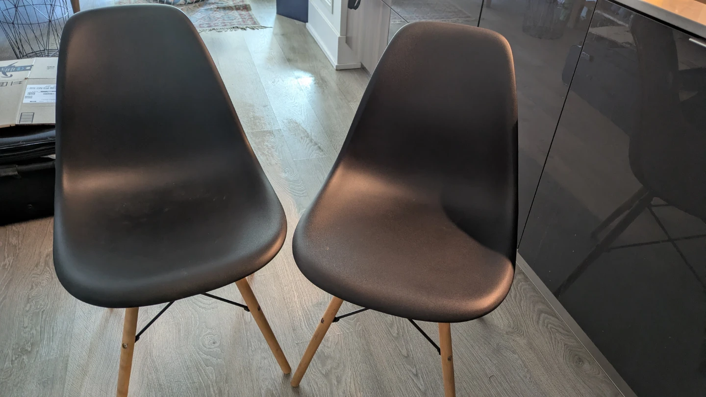 Set of 2 Black Chairs with Wood Legs