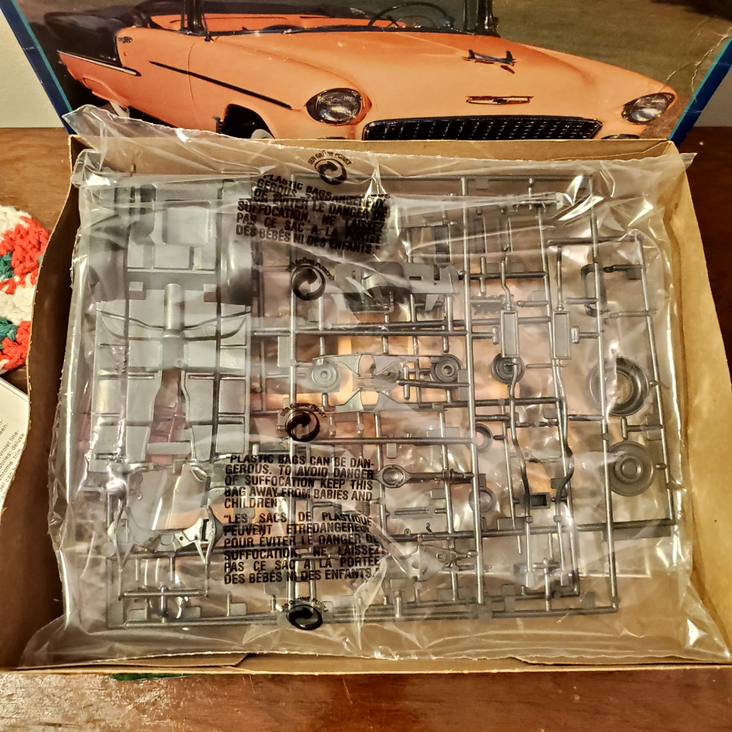 Vintage 55' Bel Air model car kit. - photo 4