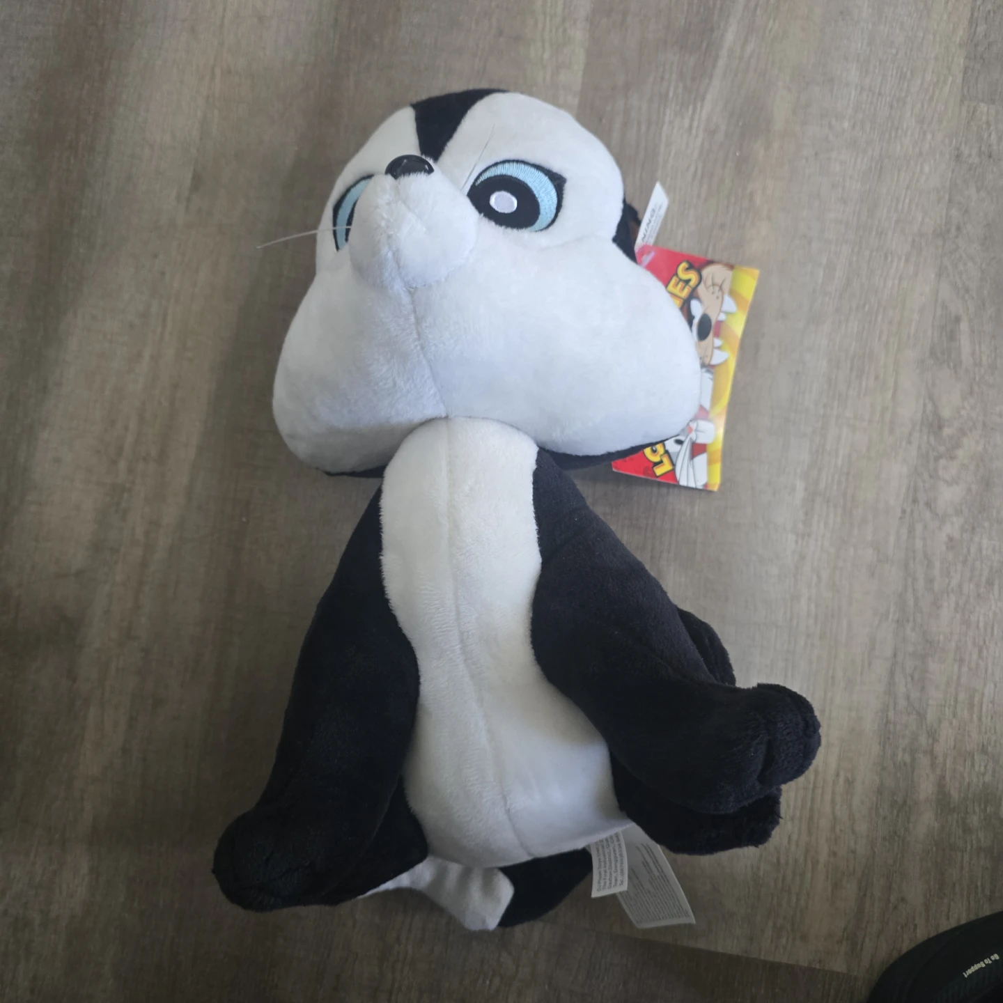 Looney Tunes Plush Toy - Pepé Le Pew