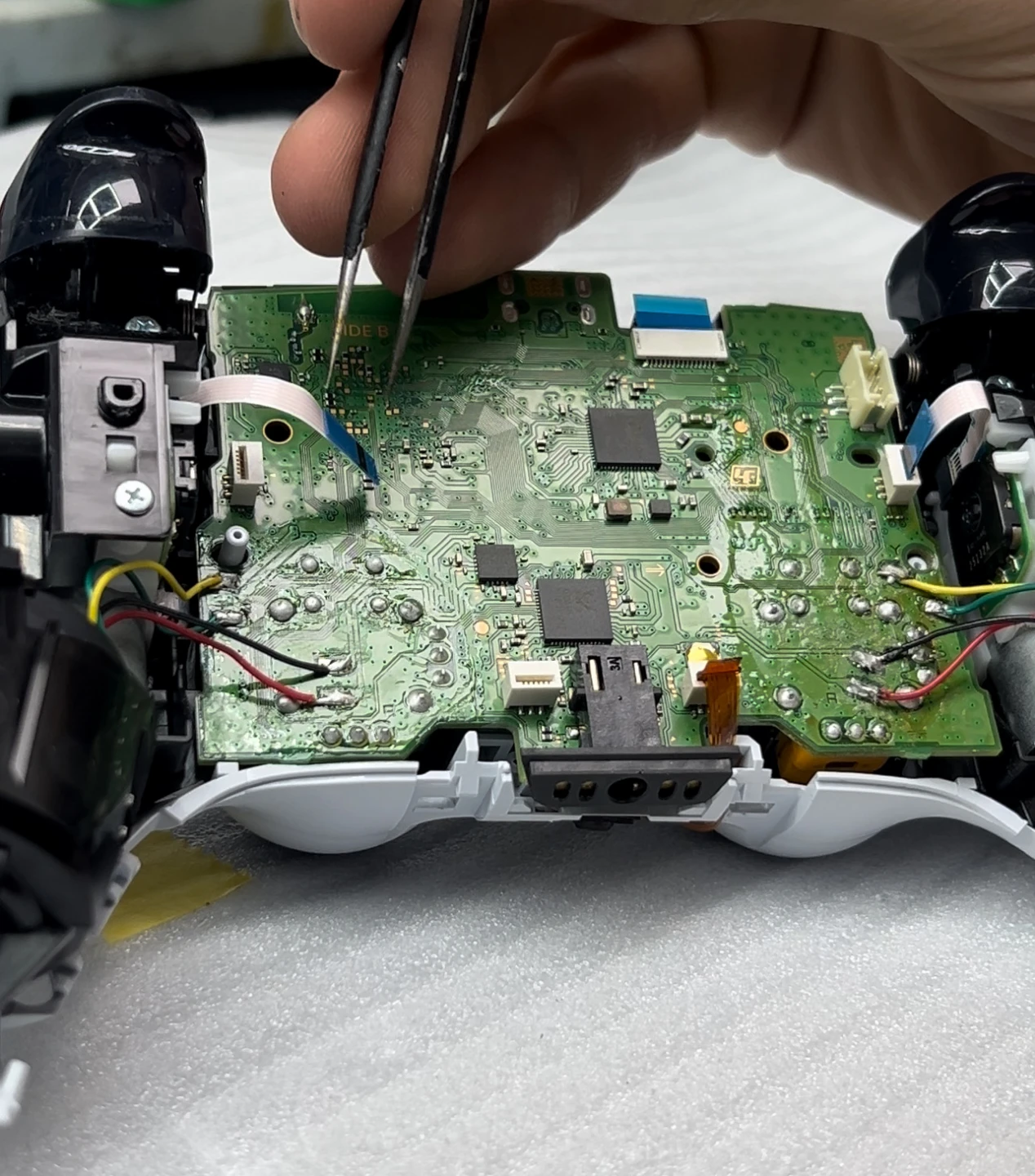 Sony PlayStation 5 HDMI repairs - photo 3