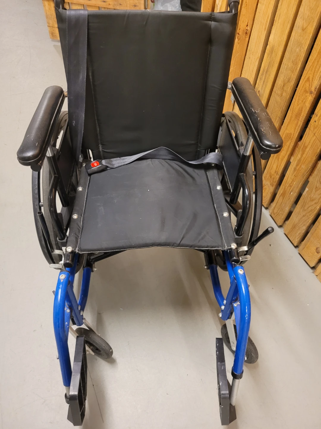Drive Medical Manual Wheelchair