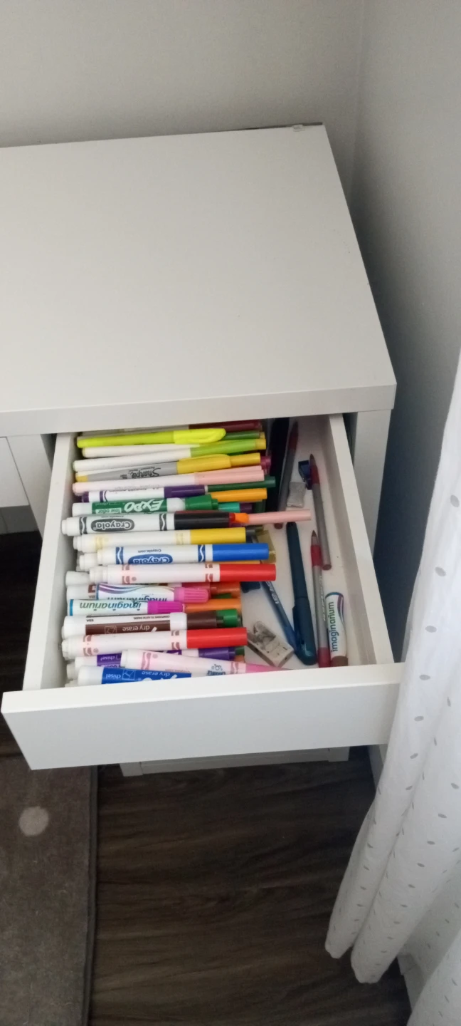 White IKEA MICKE Desk - photo 3