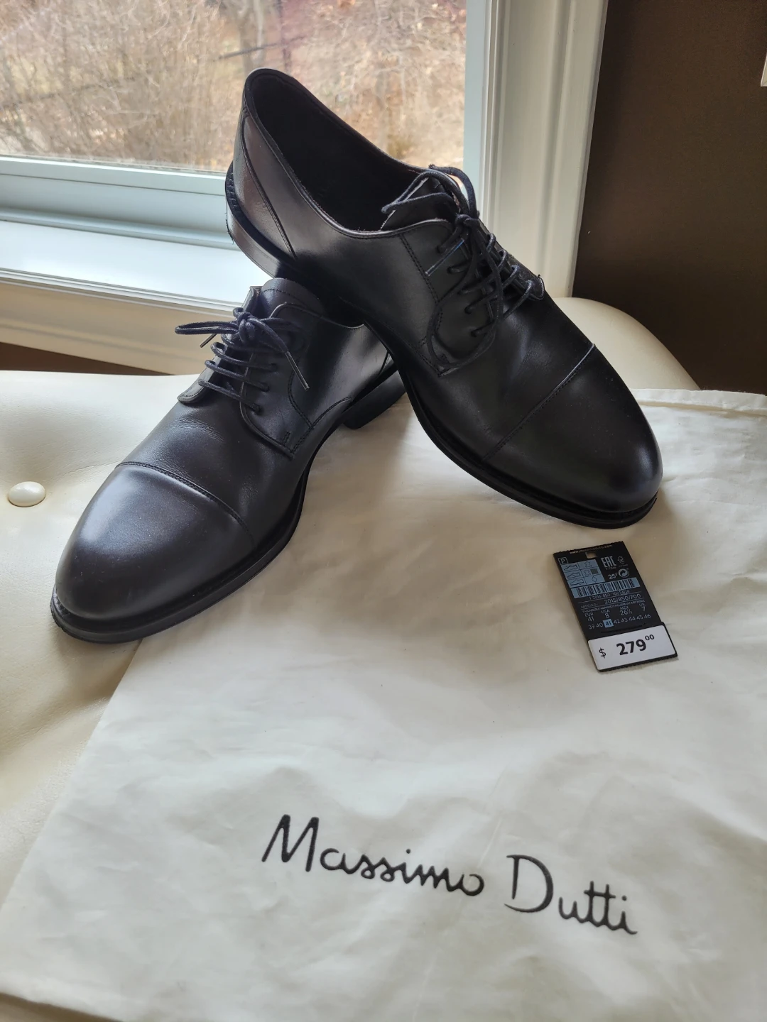 Massimo Dutti Black Leather Cap Toe Oxford Shoes