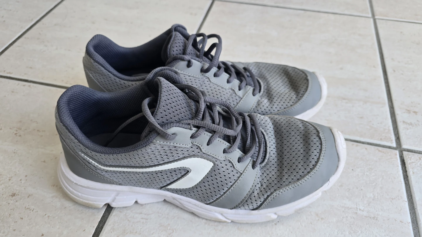 Decathlon Grey Running Shoes Size 9
