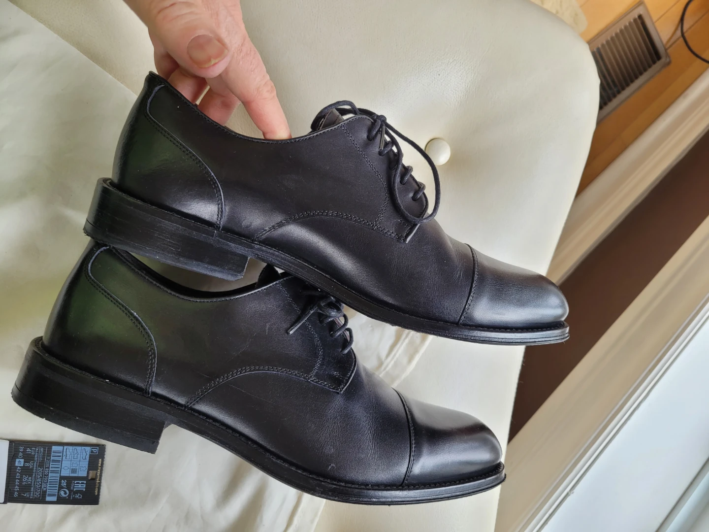 Massimo Dutti Black Leather Cap Toe Oxford Shoes - photo 4