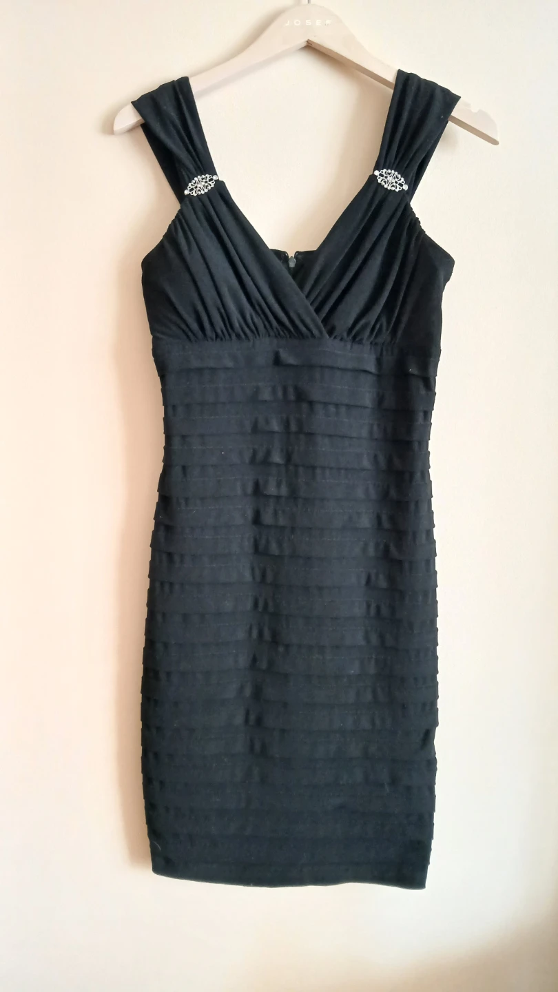 Assorted ladies dresses for $10.00 each - photo 5