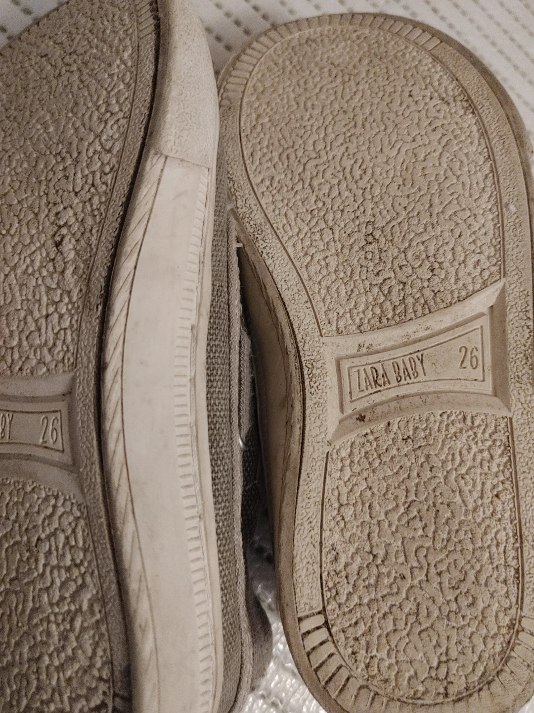 ZARA BABY Canvas Shoes - Size 26 - photo 3