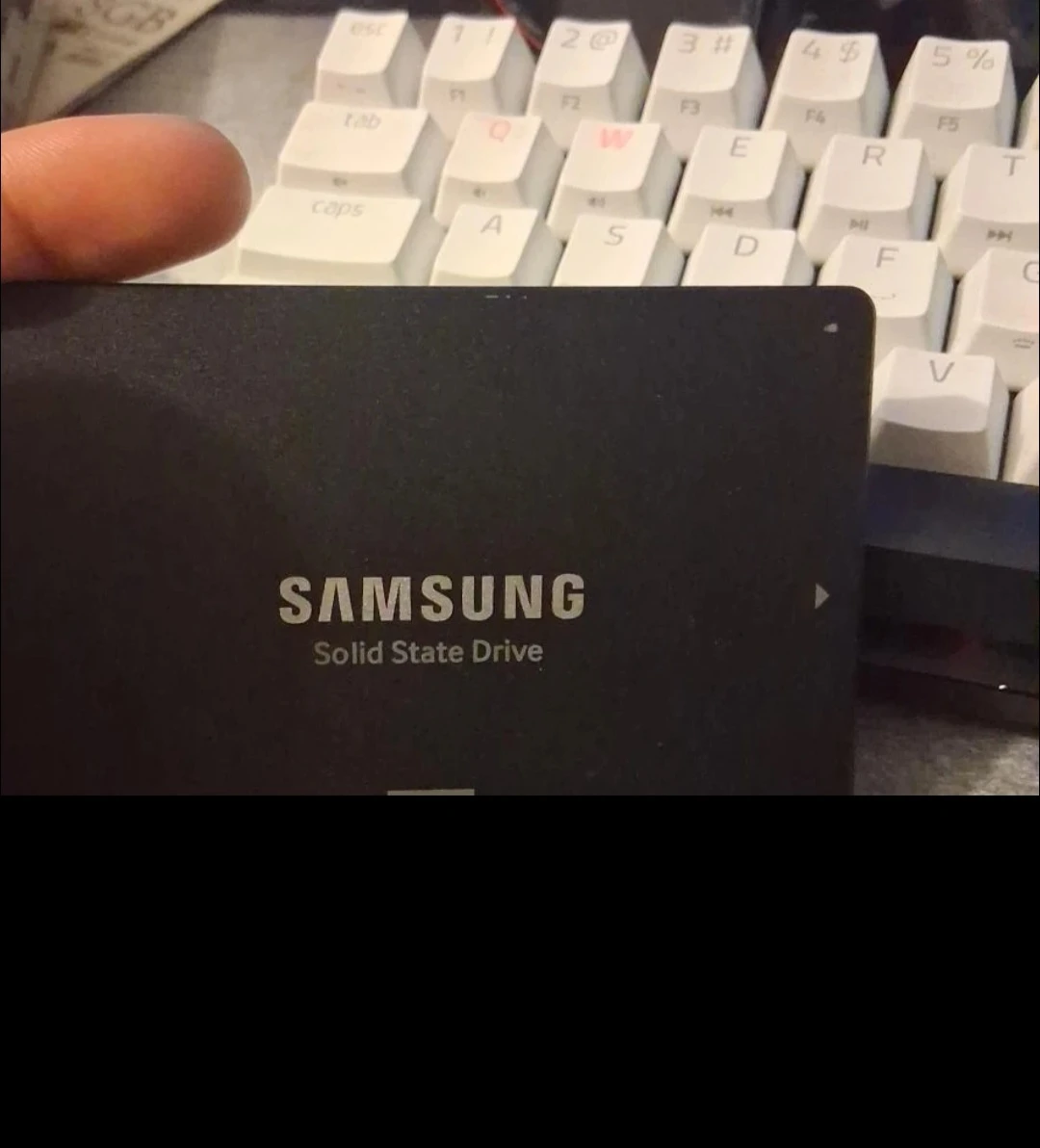 Samsung 870 EVO 1TB SSD - photo 2