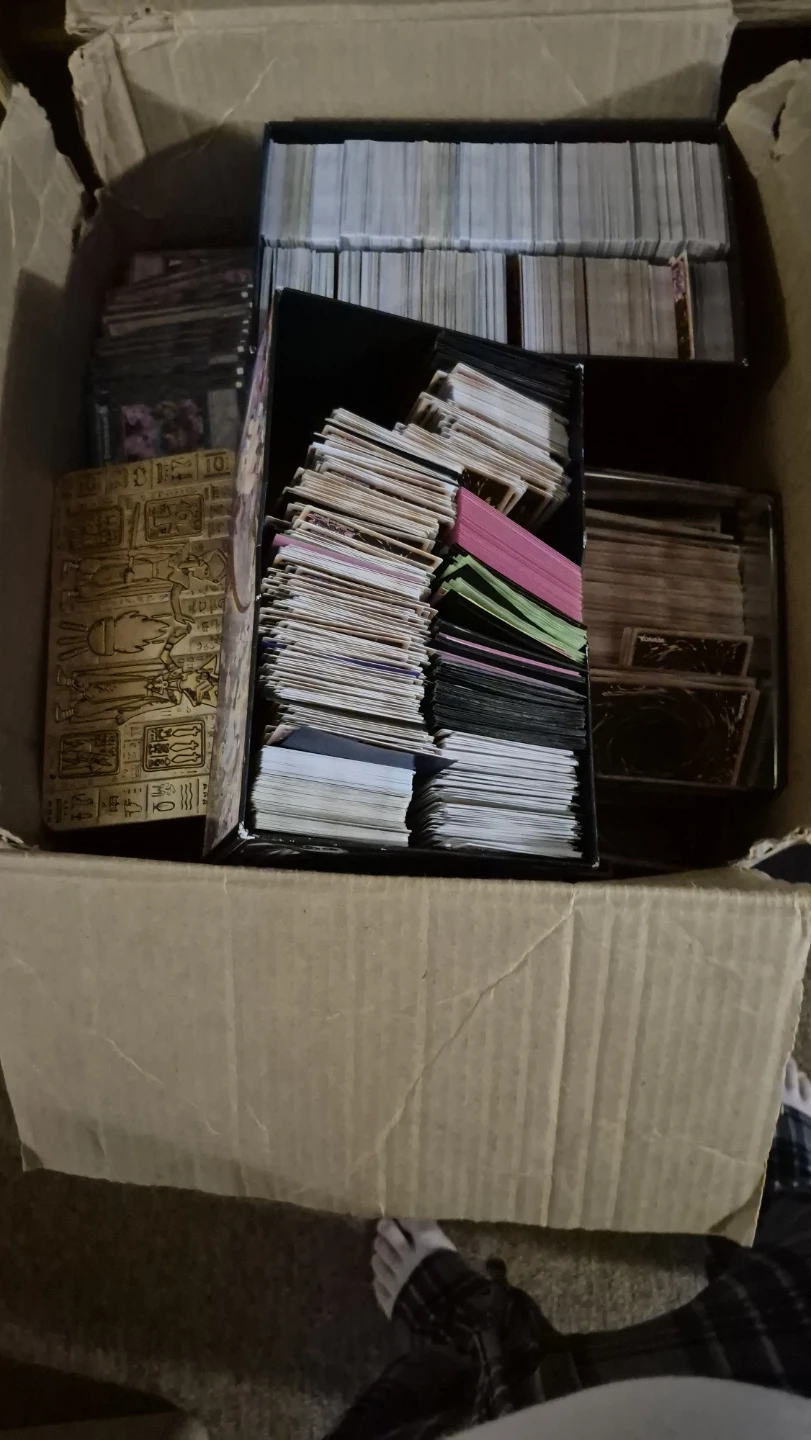 Large collection of Yu-Gi-Oh! trading cards - photo 2