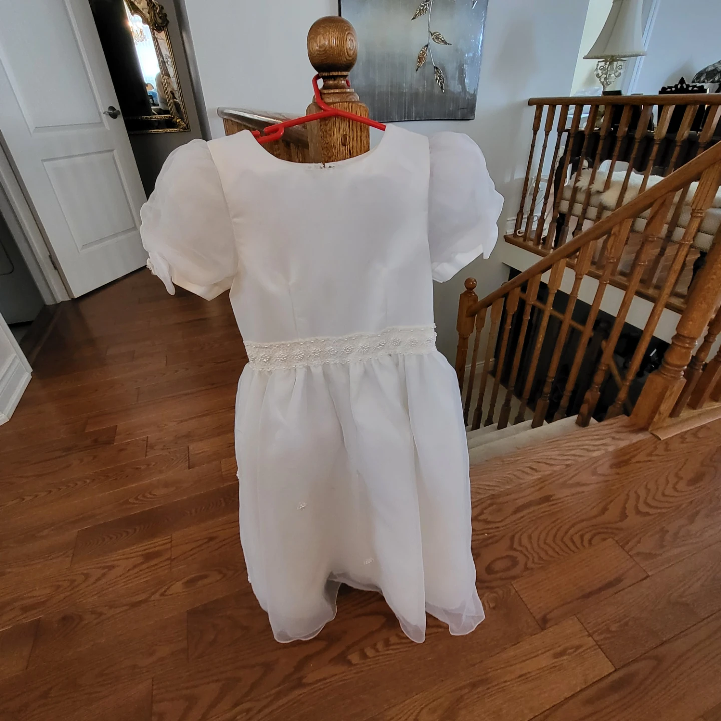 White Communion/ Flower Girl Dress Size 7