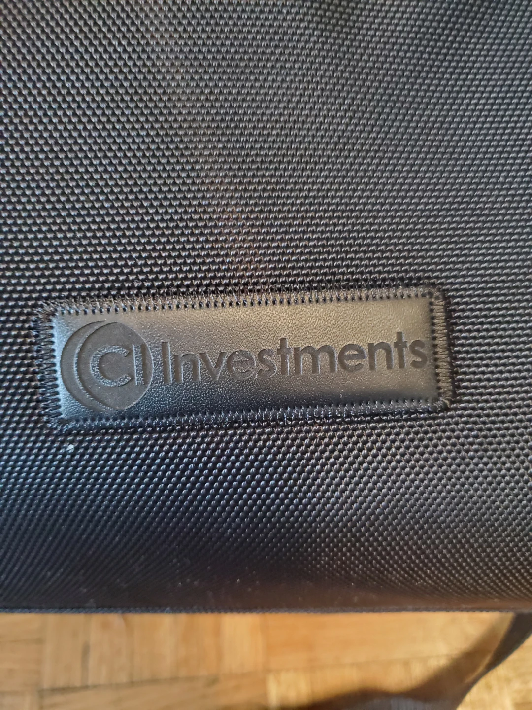 CI INVESTMENTS TRAVEL BAG NEW - photo 2
