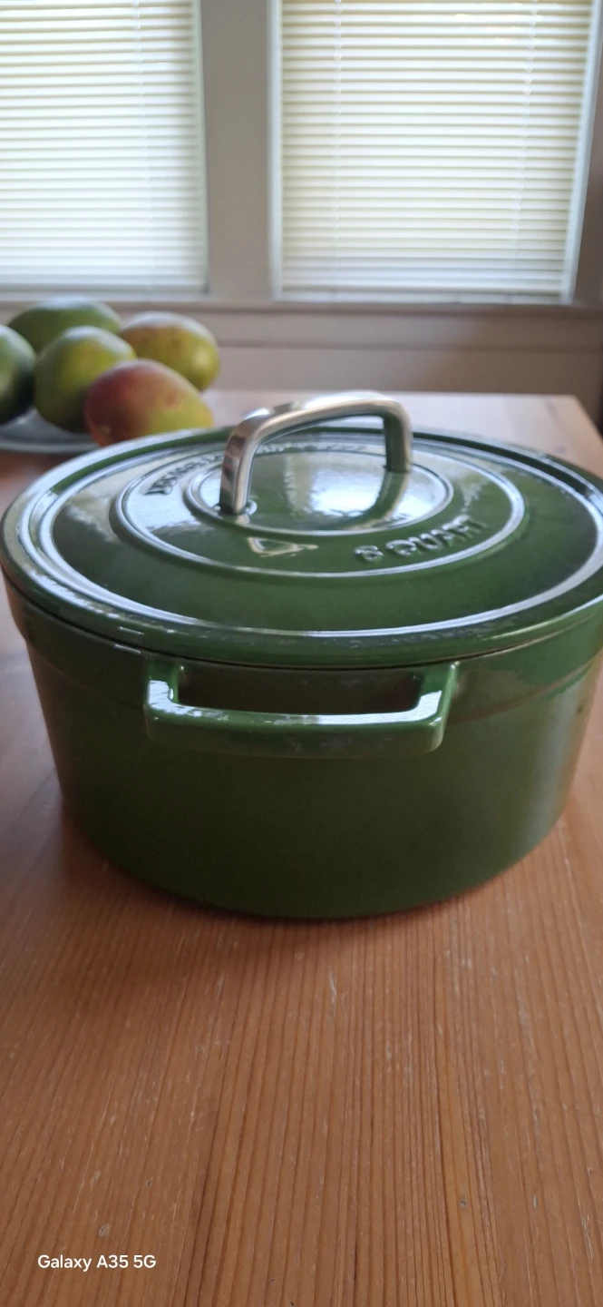 Martha Stewart 6 Quart Enameled Cast Iron Dutch Oven Green