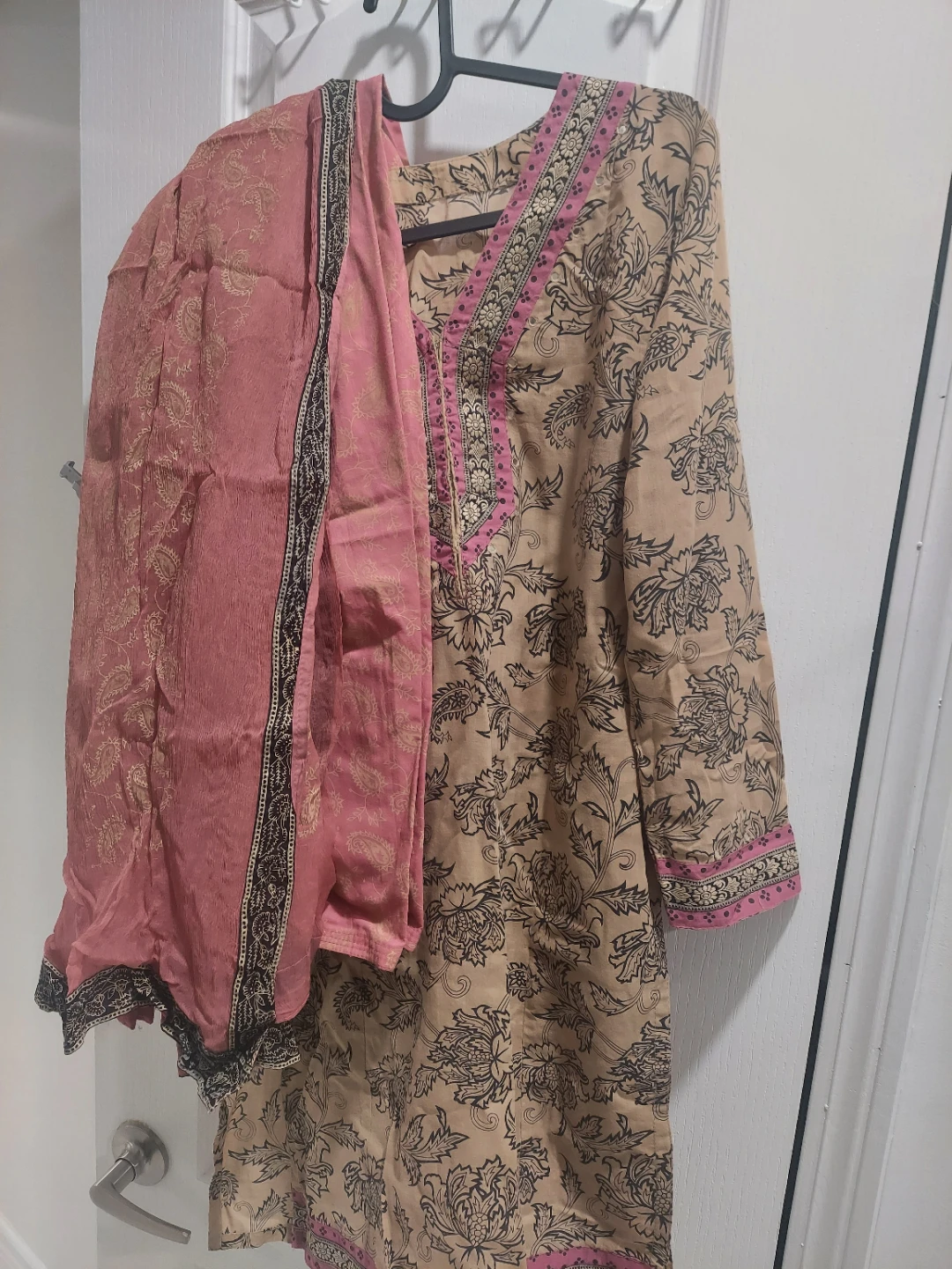 Women's Salwar Kameez with Dupatta - photo 3