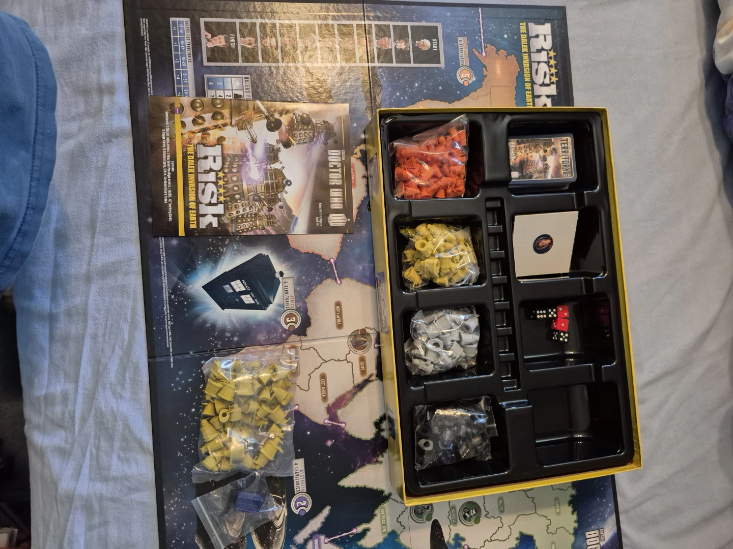 Doctor Who Risk Board Game: The Dalek Invasion of Earth - photo 2