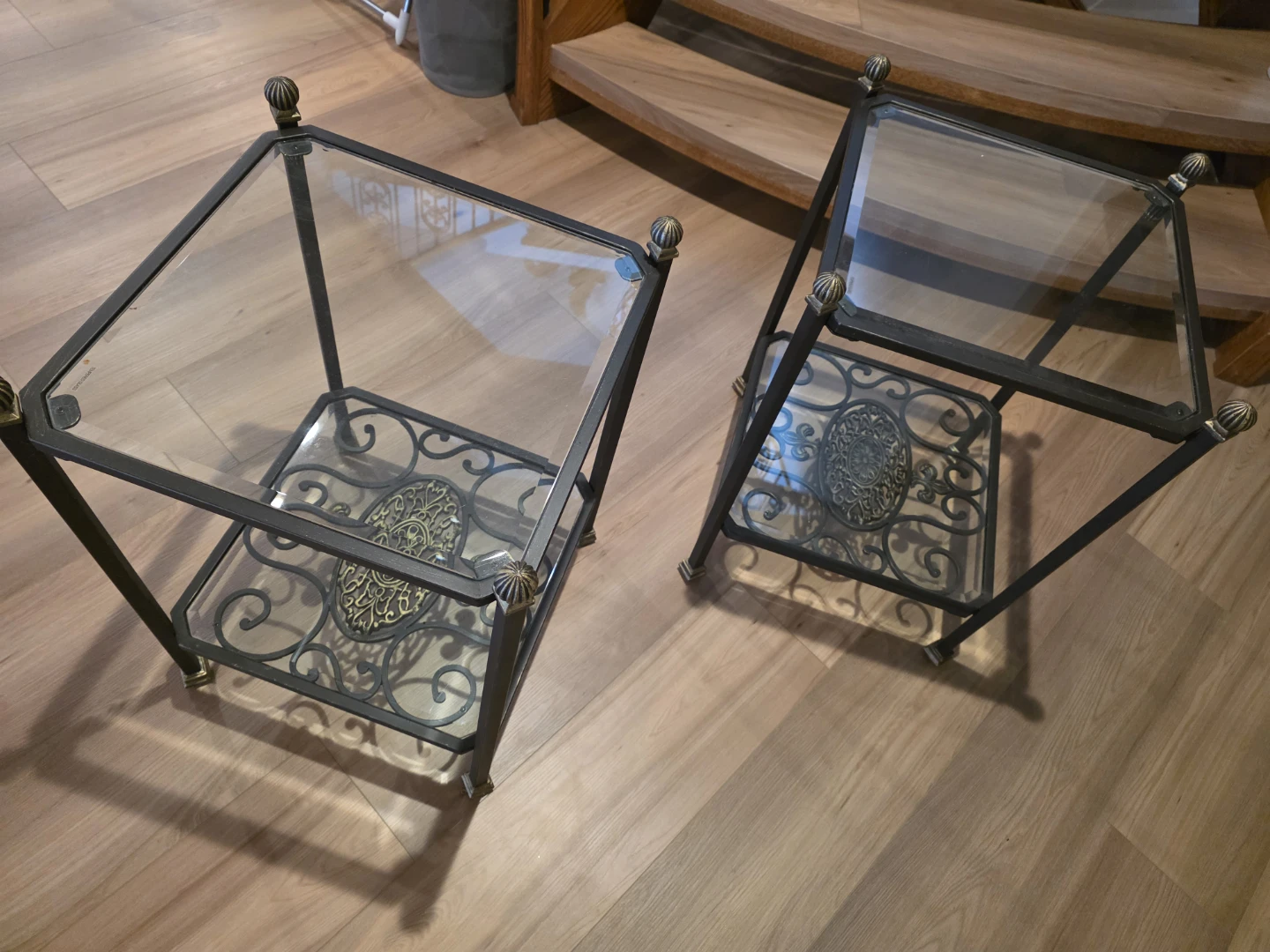 Set of 2 Glass and Metal Side Tables - photo 3