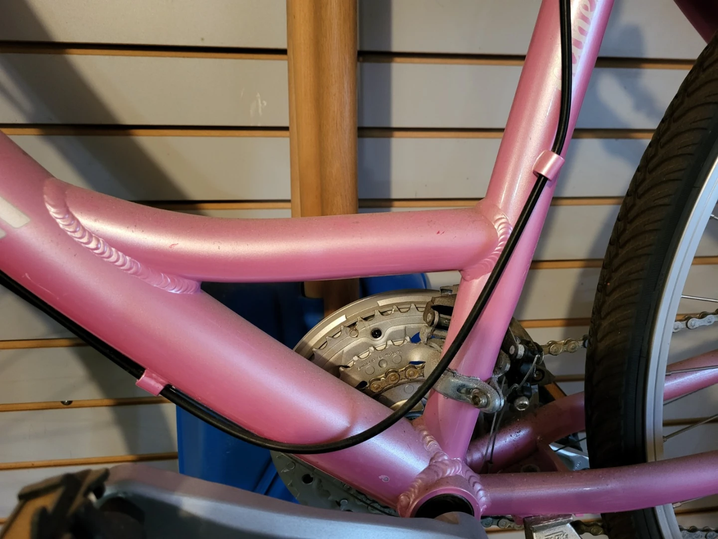 Pink Norco "Athena" Women's Hybrid Bike - photo 3