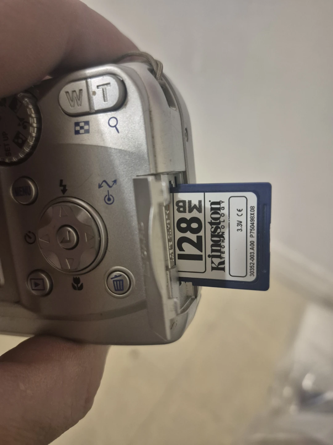 Nikon COOLPIX 3200 Digital Camera with 128MB SD Card - photo 3