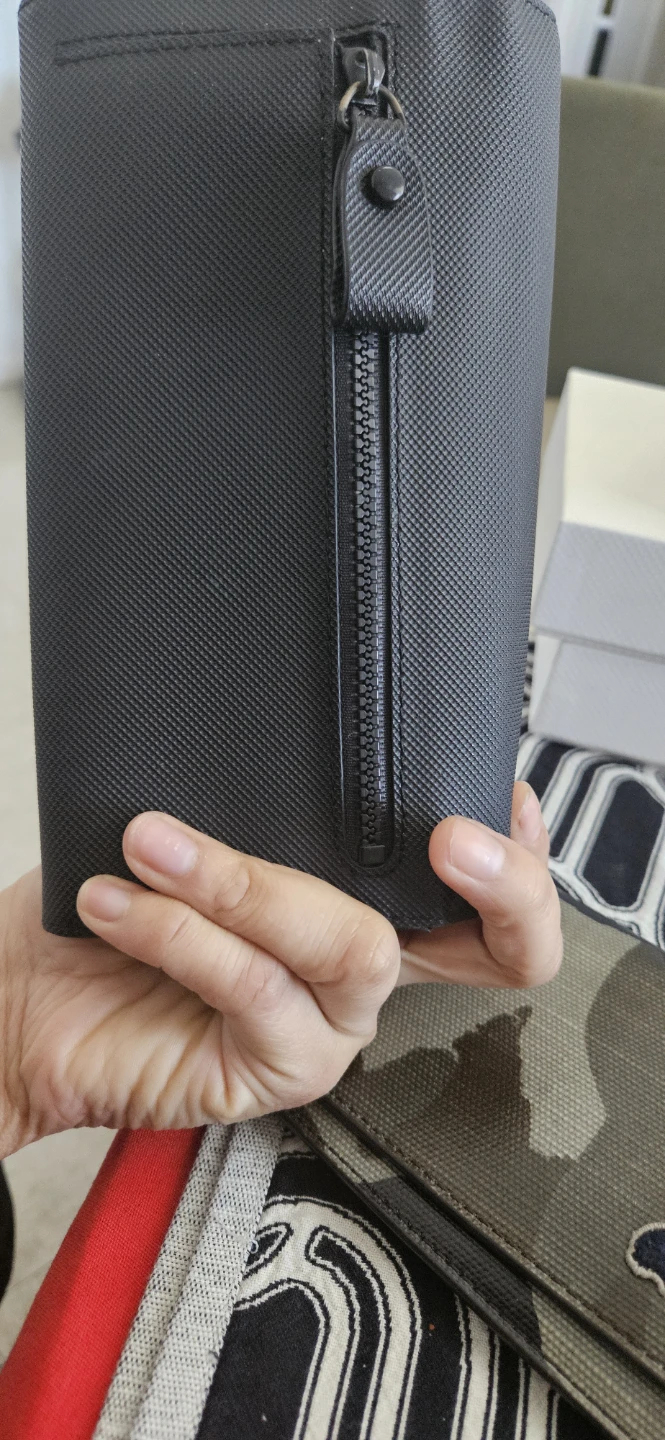 Lacoste Black Saffiano Leather Long Wallet - photo 4