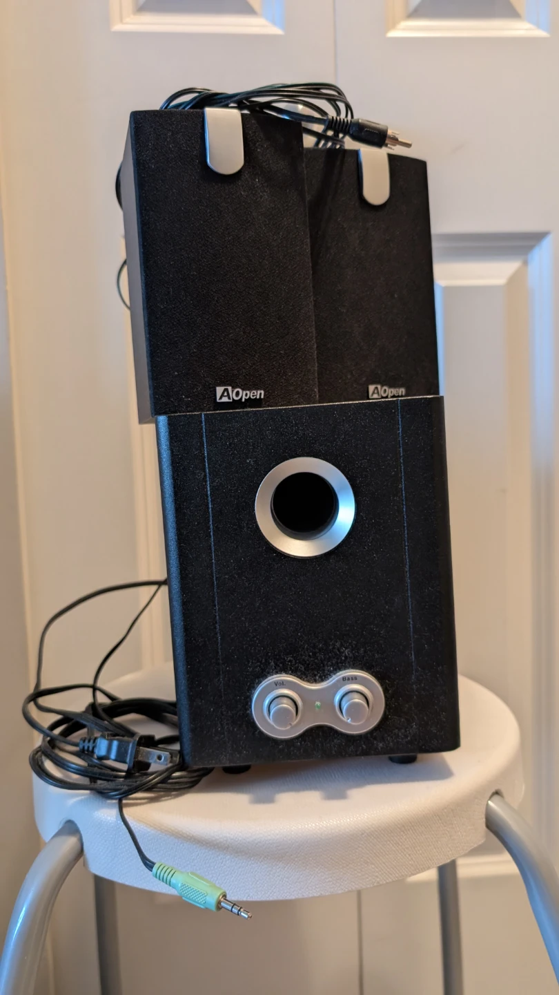 AOpen 2.1 Computer Speakers