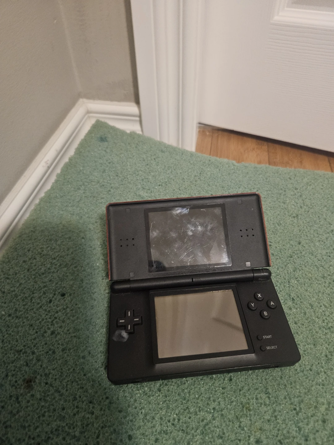 Red Nintendo DS Lite - photo 2