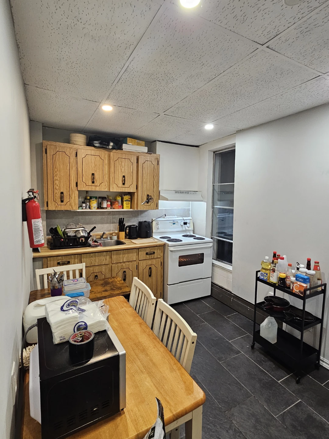 Furnished Private Room - Downtown Toronto - Summer Sublet