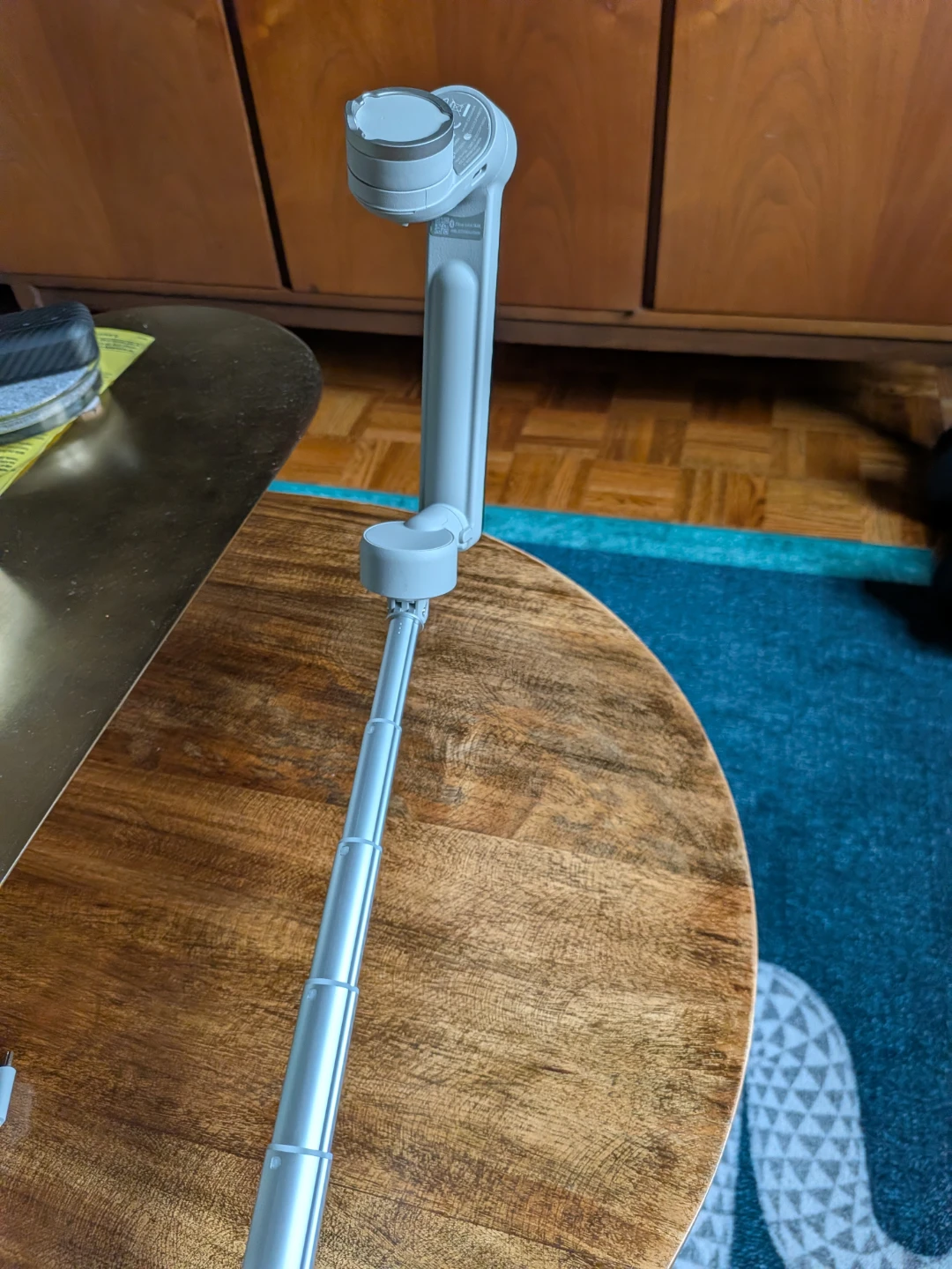 Insta360 Flow Smartphone Gimbal Stabilizer - photo 5