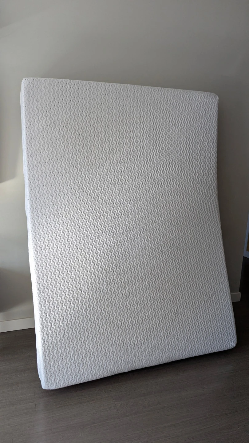 Full/Double Sized Endy Mattress and Ikea Bedframe - photo 4