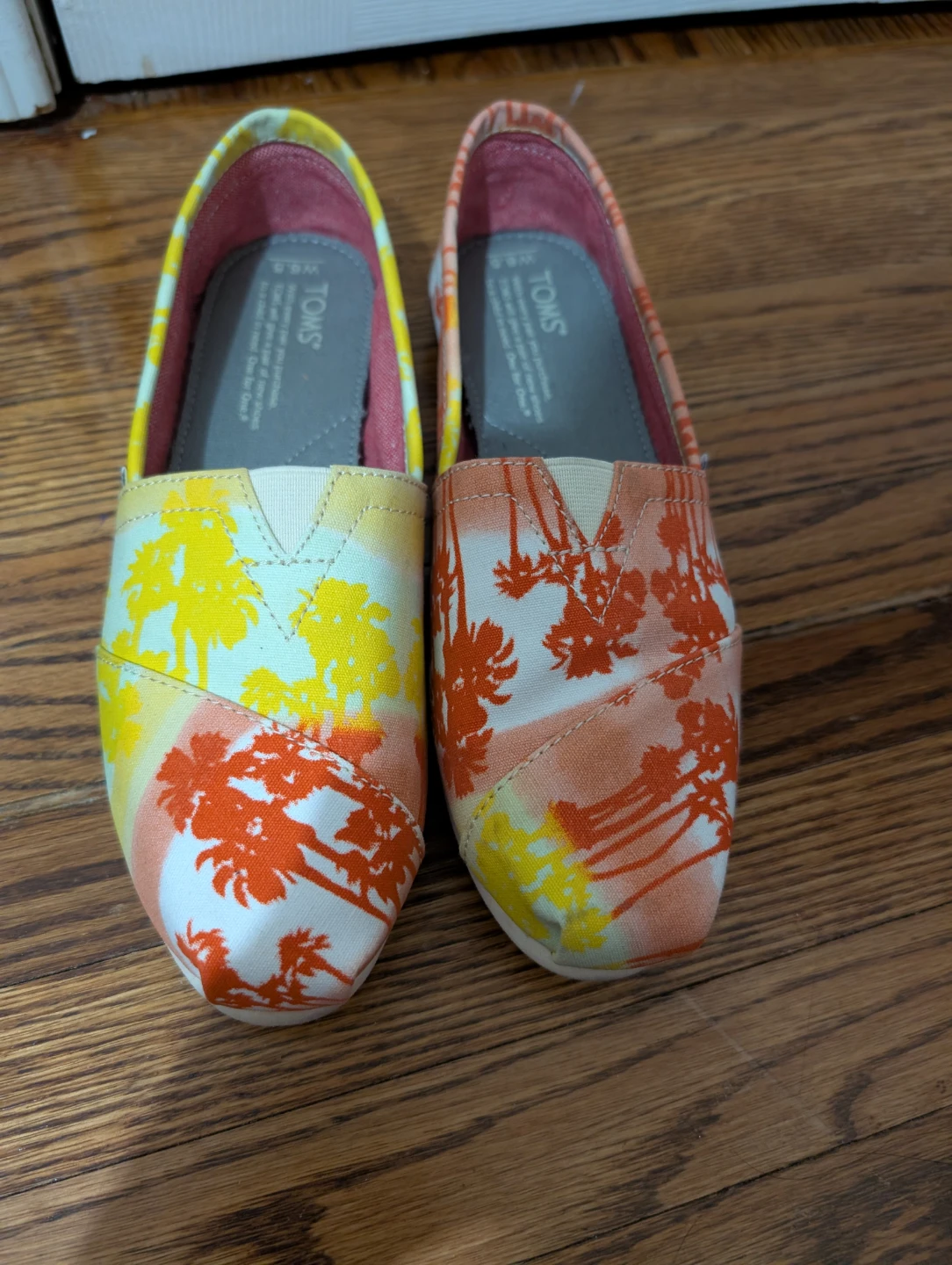 Toms Shoes (Women's) - photo 2