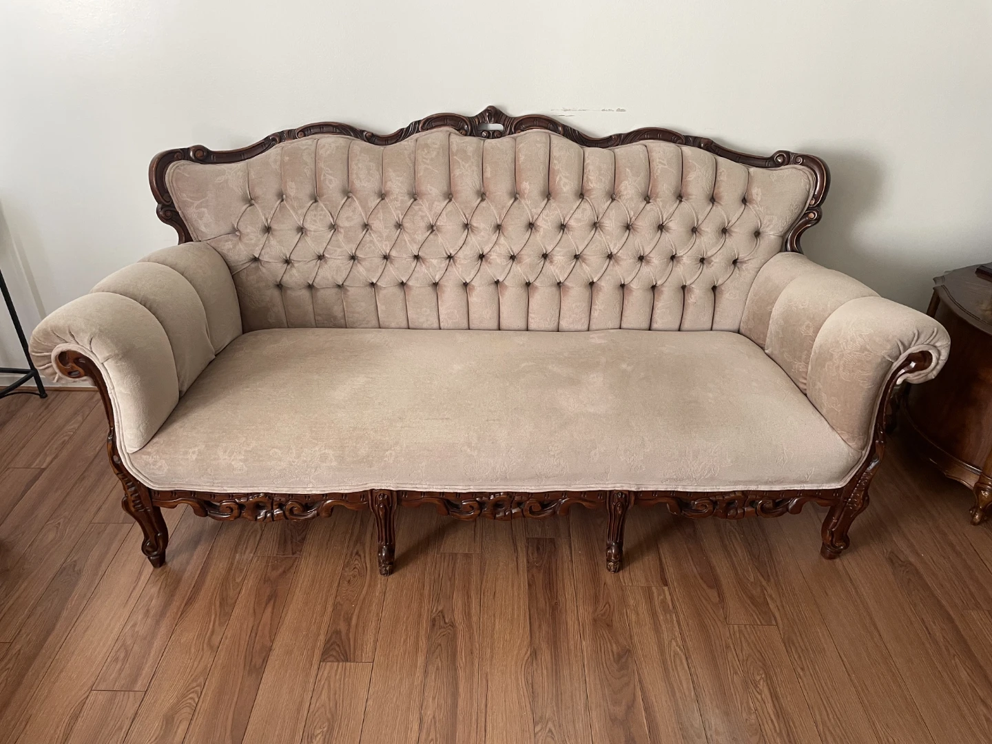 Vintage Tufted Loveseat Sofa