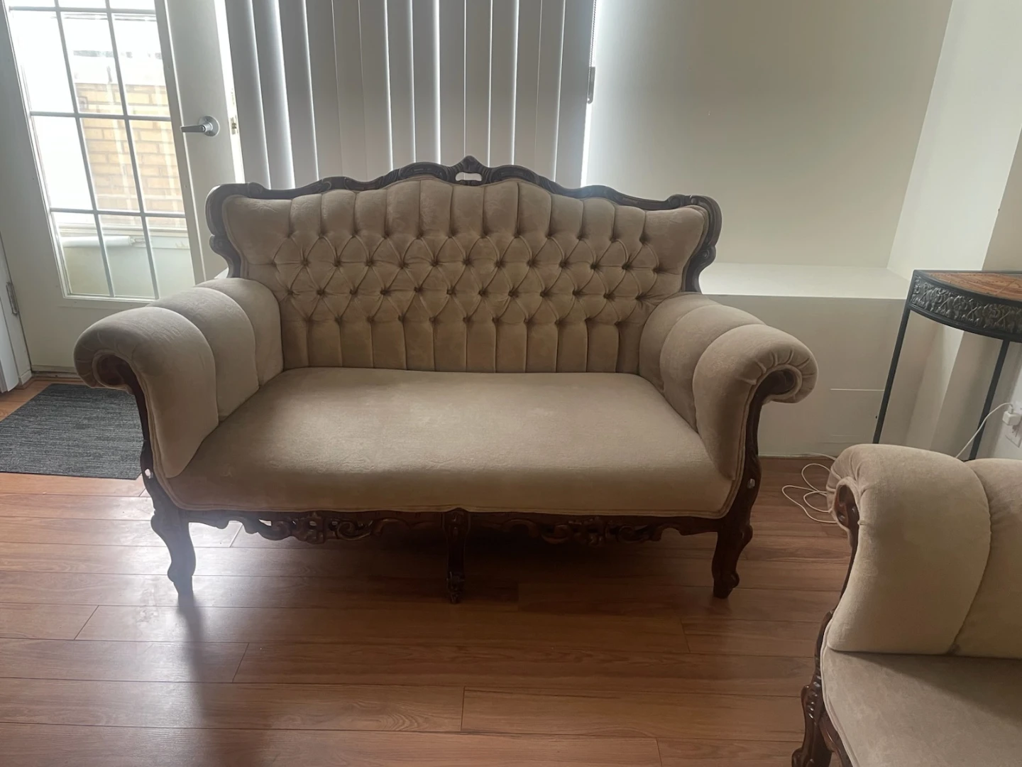 Vintage Tufted Loveseat Sofa - photo 2