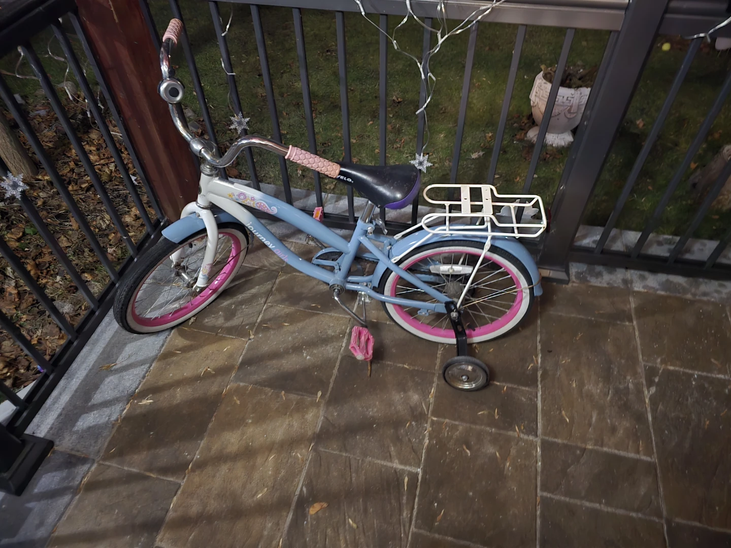 Journey Girl Kids' Bicycle with Training Wheels - photo 3