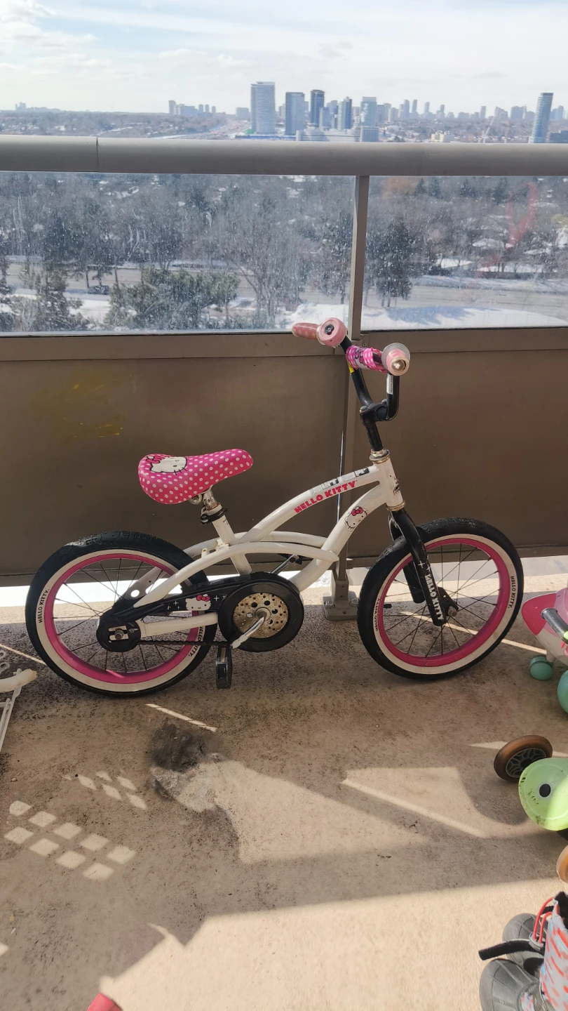 Hello Kitty Kids Bike - photo 2