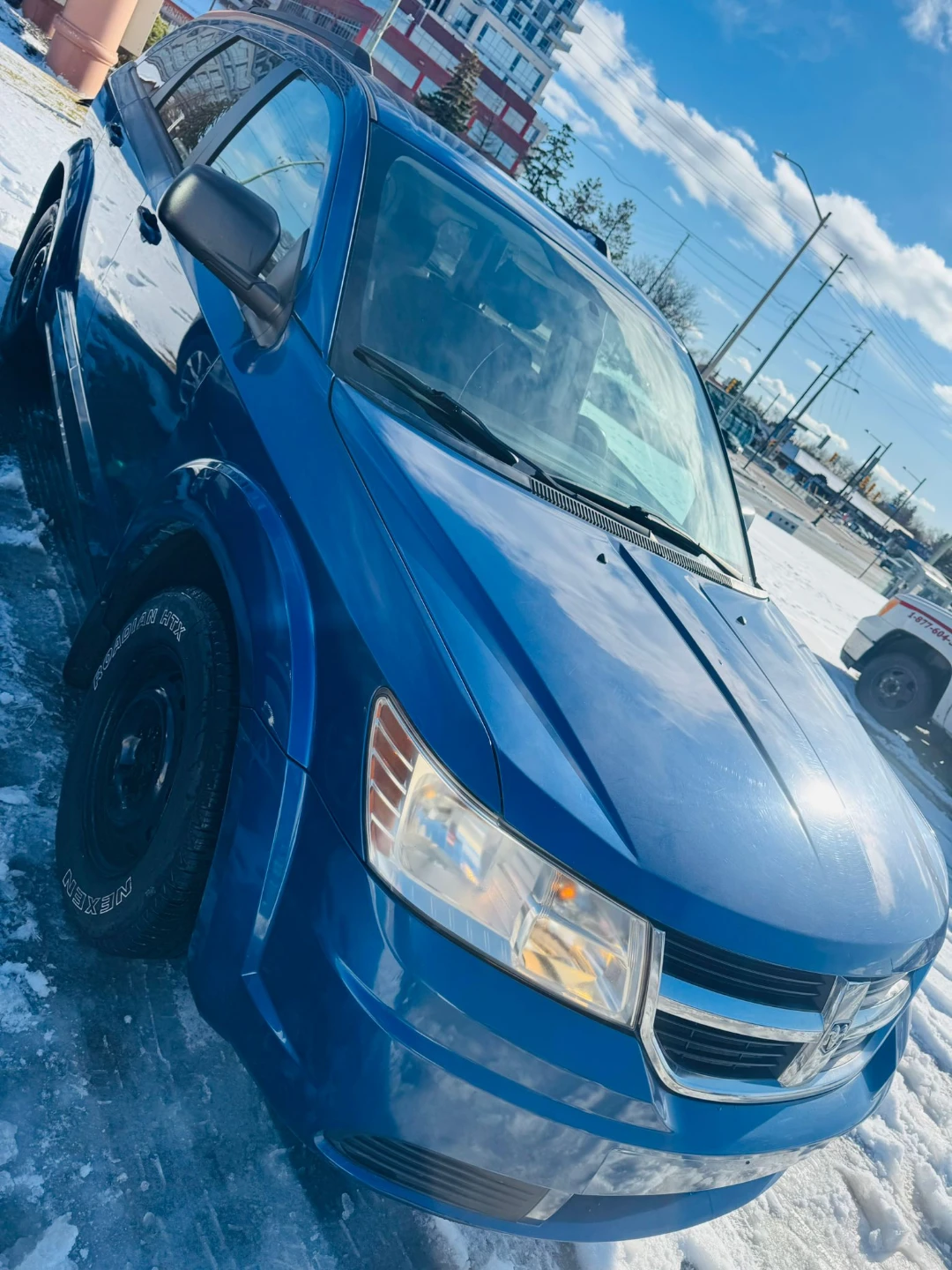 Low km 2010 dodge journey - photo 4