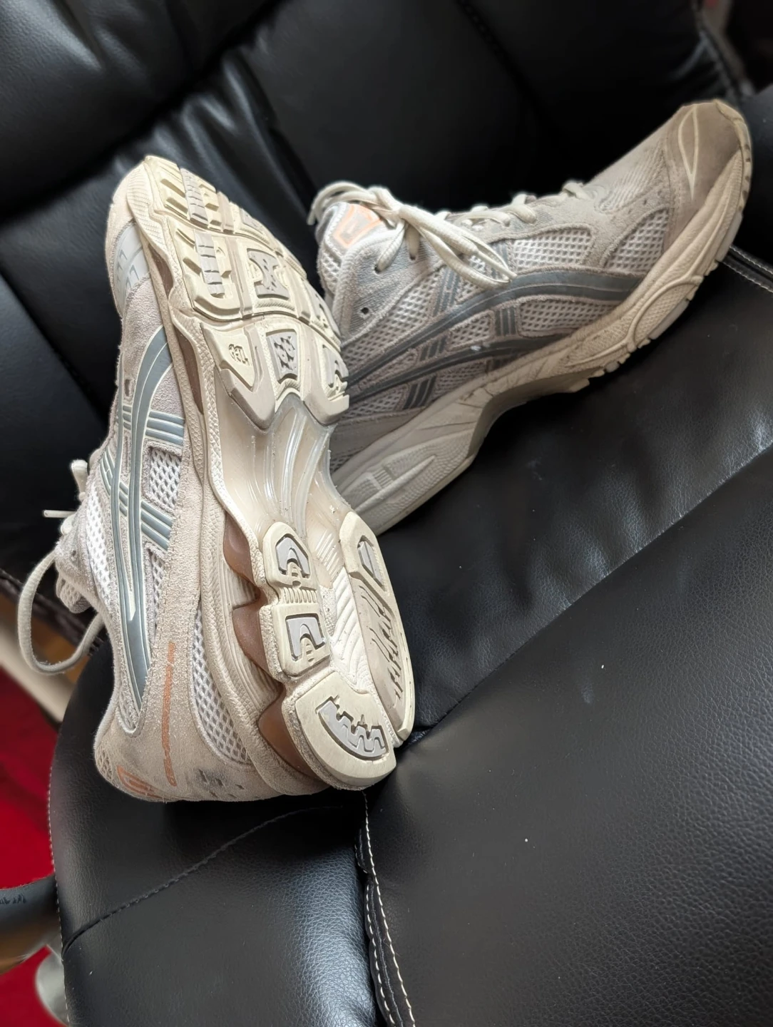 ASICS Running Shoes - Size 9 (US) 🥕 - photo 3