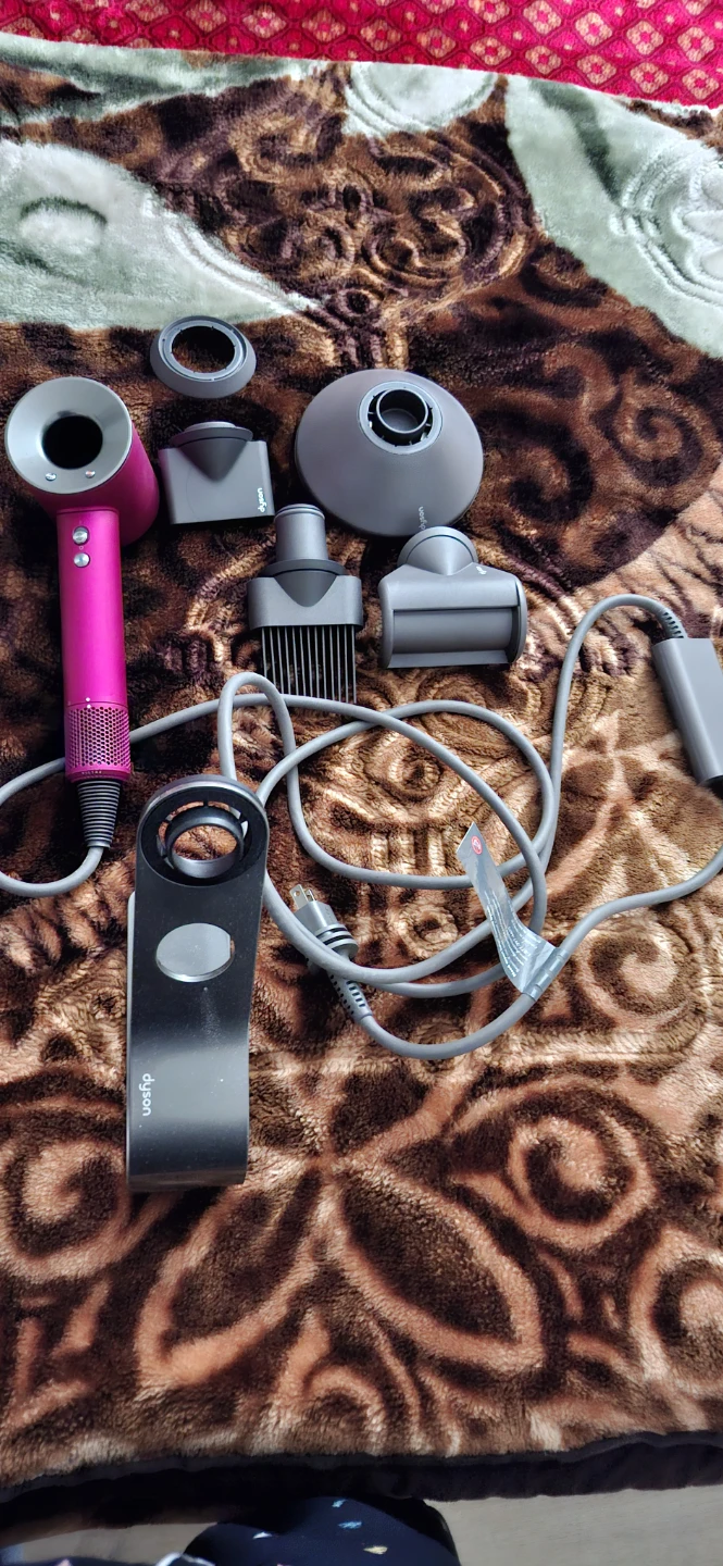Dyson Supersonic Complete Hair Styler Pink